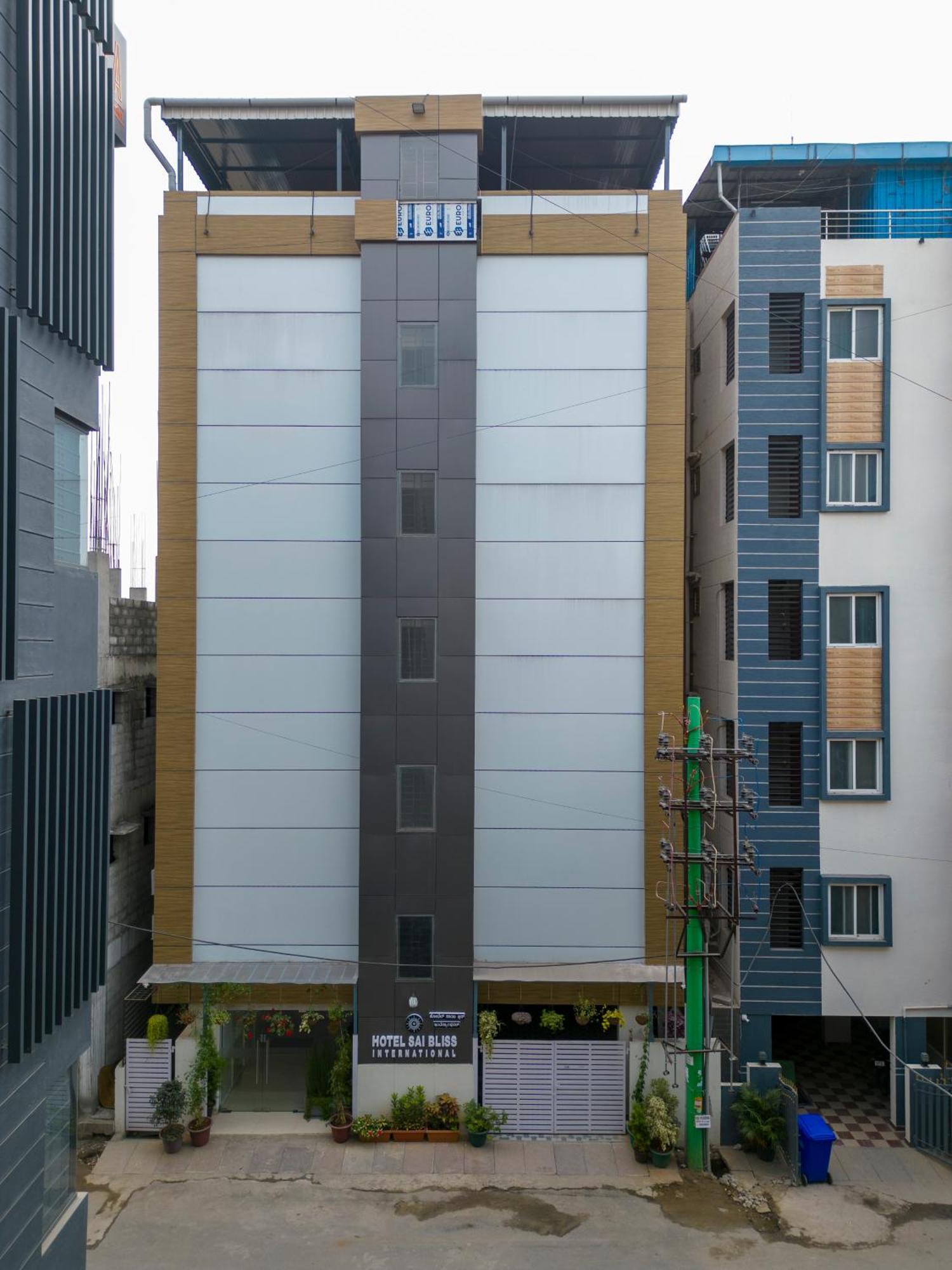 Sai Bliss Residency, Manyata Tech Park Hotel Bangalore Buitenkant foto