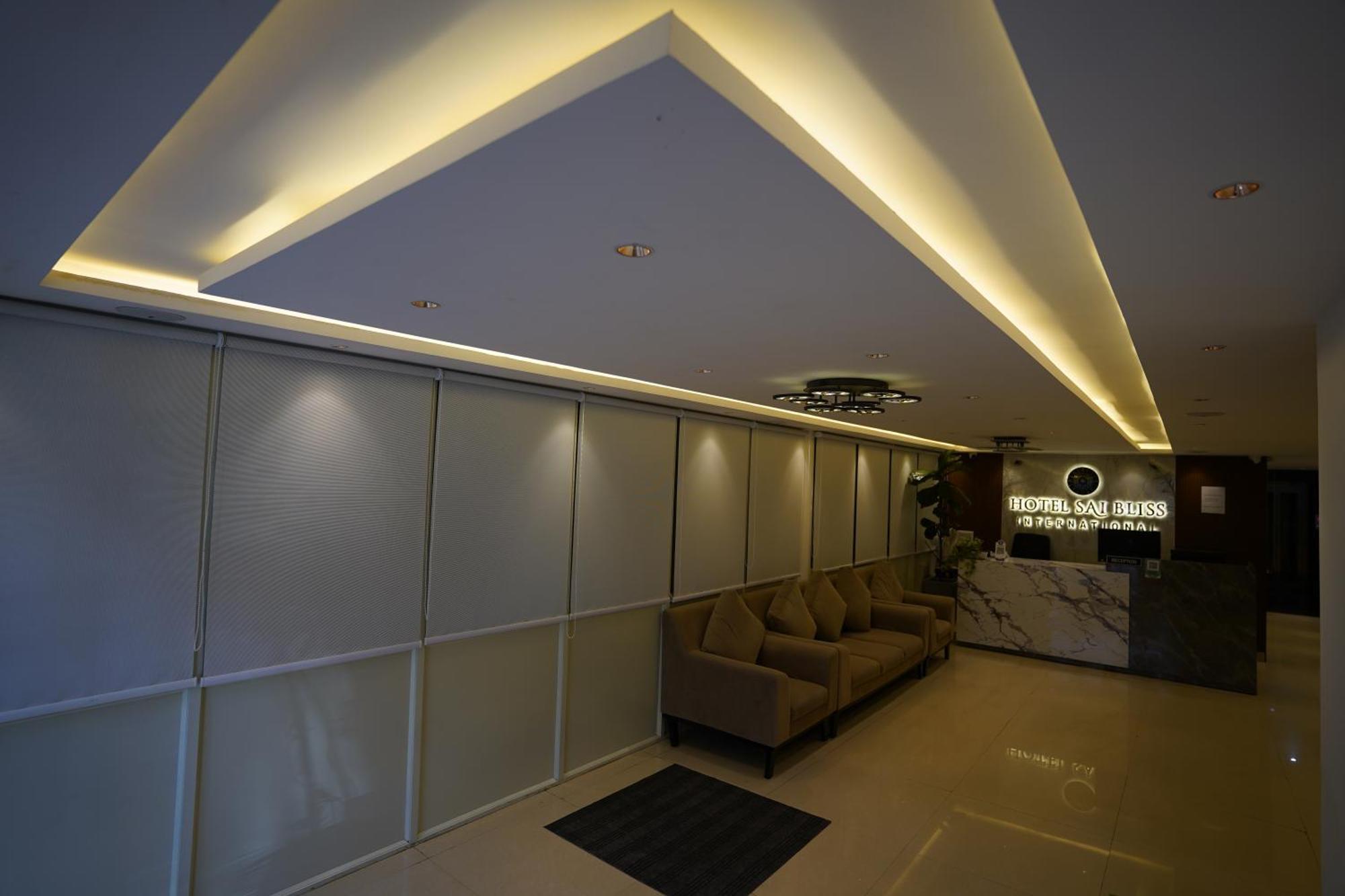 Sai Bliss Residency, Manyata Tech Park Hotel Bangalore Buitenkant foto