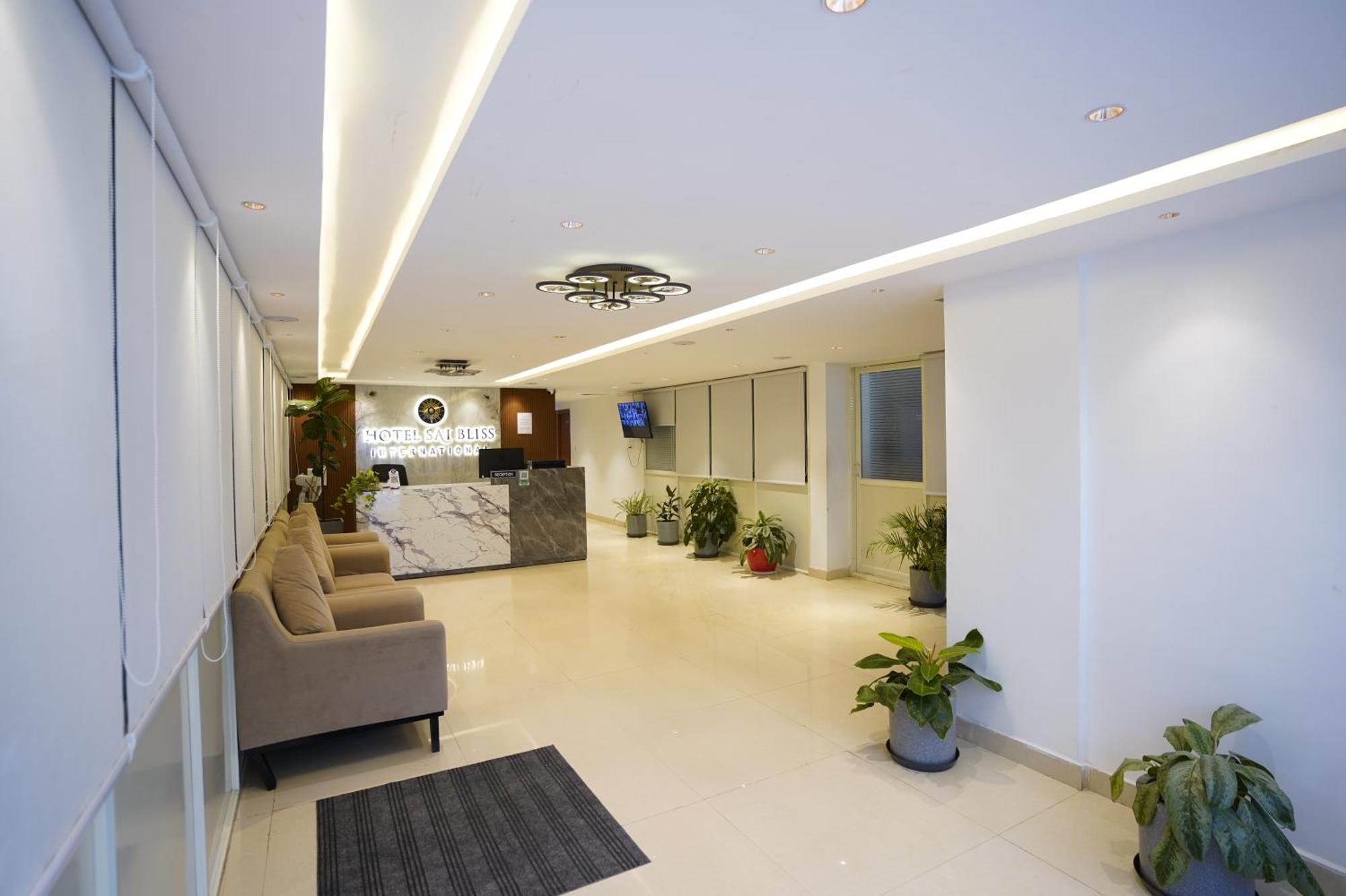 Sai Bliss Residency, Manyata Tech Park Hotel Bangalore Buitenkant foto