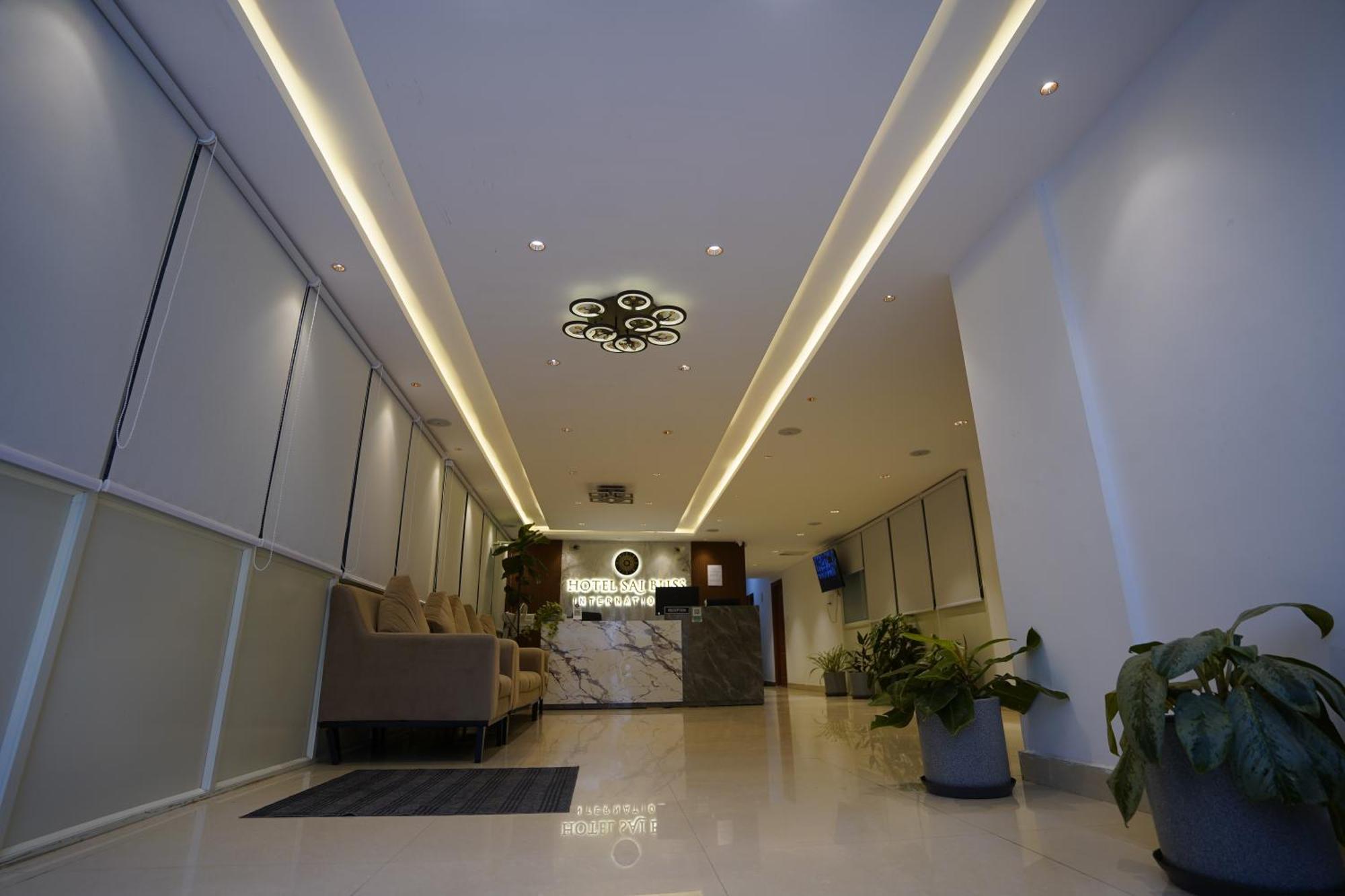 Sai Bliss Residency, Manyata Tech Park Hotel Bangalore Buitenkant foto