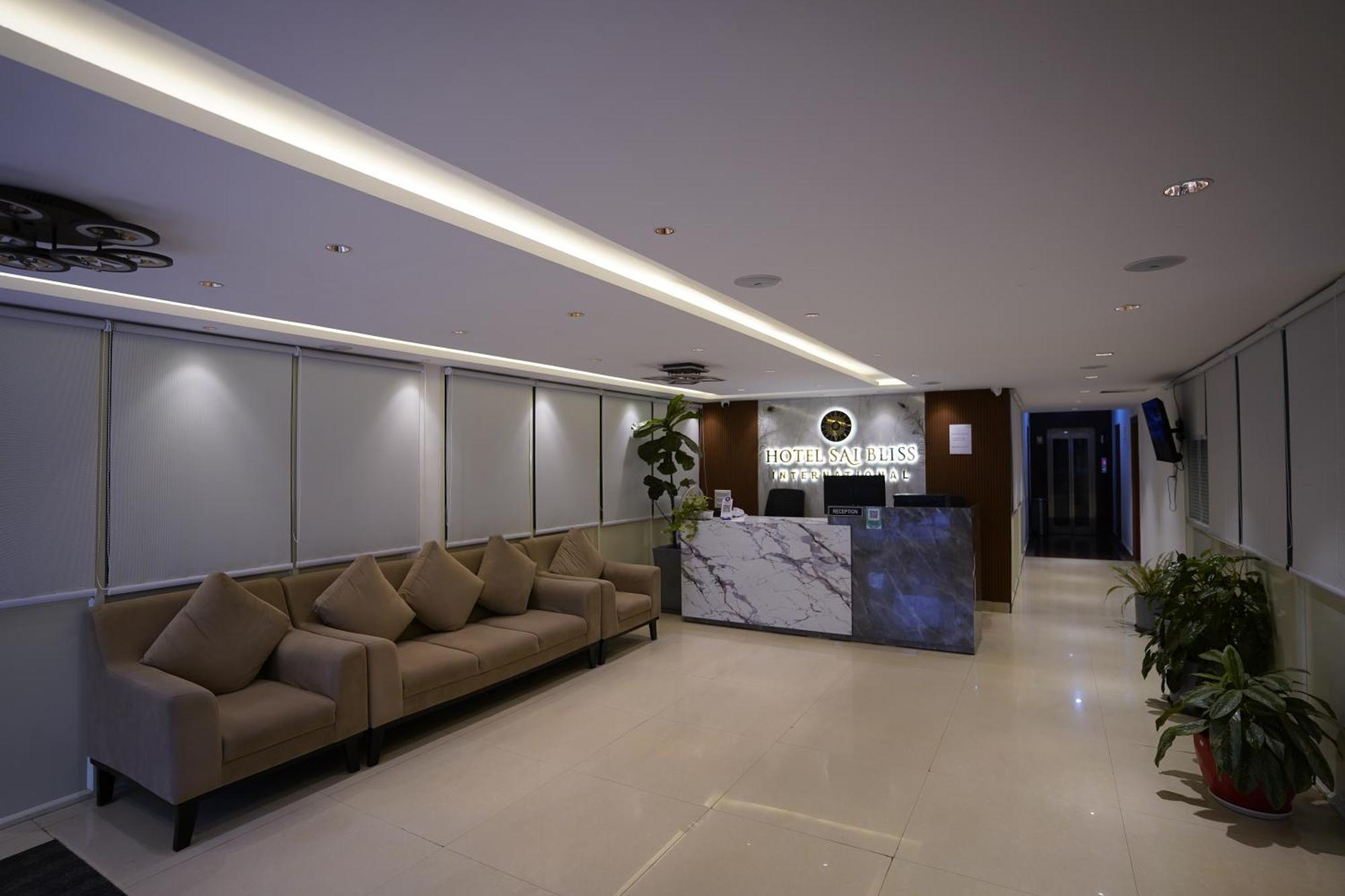 Sai Bliss Residency, Manyata Tech Park Hotel Bangalore Buitenkant foto