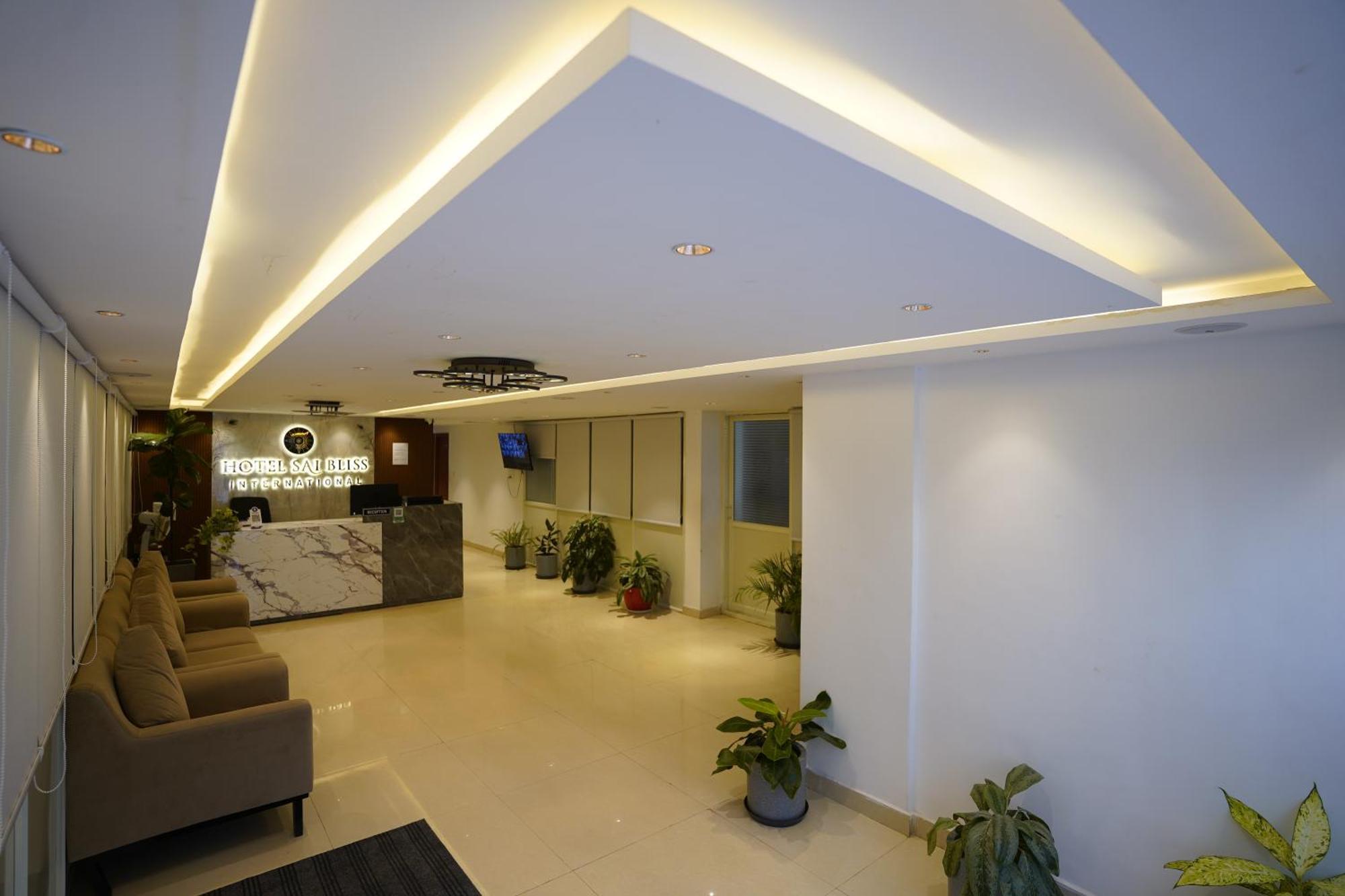 Sai Bliss Residency, Manyata Tech Park Hotel Bangalore Buitenkant foto